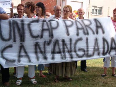 3.250 firmas reivindicando un CAP en Ca N'Anglada